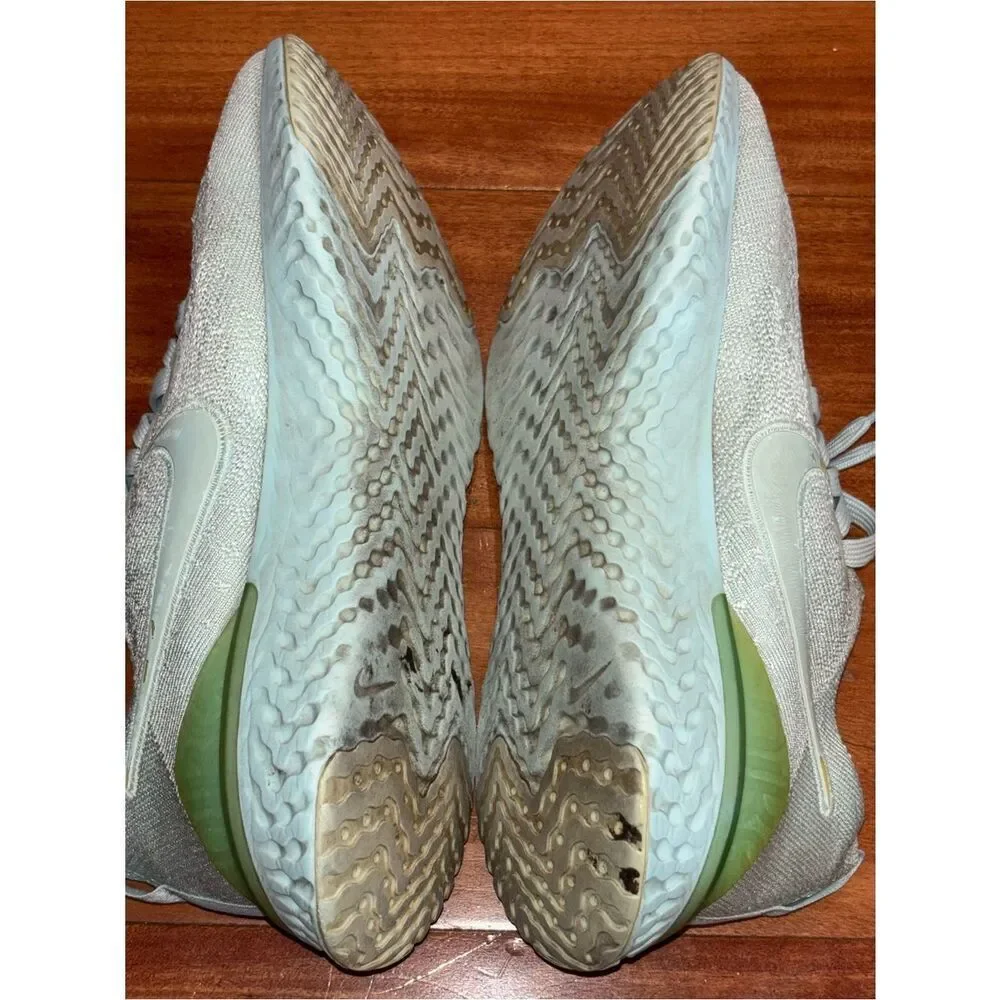 Nike Women's White Knit Running Athletic Sneakers with Olive Heel Size 8